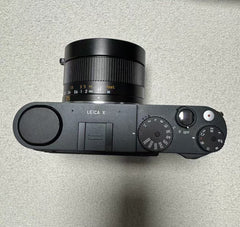 Leica X Typ 113 Travel-Ready Compact Digital Camera Bundle - 90% New Condition at an Unbeatable Price