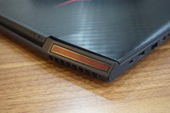 (USED) LENOVO Legion Y720 i7-7700HQ 4G NA 500G GTX1060 6G 15.6inch 1920x1080 Gaming Laptop 99% - C2 Computer