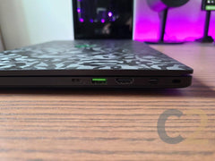 (USED) RAZER Blade 15 i7-8750H 4G 128-SSD NA RTX 2070 Max-Q 8GB 15.6inch 1920x1080 144Hz Gaming Laptop 95% - C2 Computer