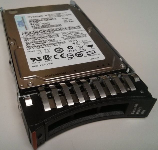 IBM 42D0672 73GB 15k 2.5인치 SAS 6G 핫스왑 하드 드라이브 | 사용된
