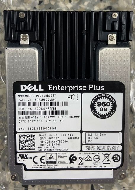 東芝 PX05SRB096Y 960GB SAS 12Gbps 512n 2.5ich SSD |使用済み メイン画像