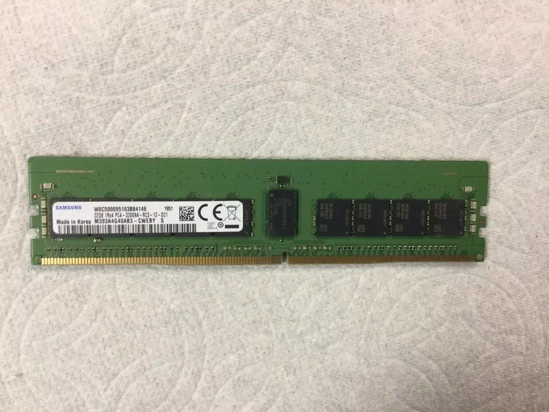 Samsung M393A4G40AB3-CWE 32GB PC4-25600 DDR4-3200Mbps 1RX4 Speicher Neu | BRANDNEU