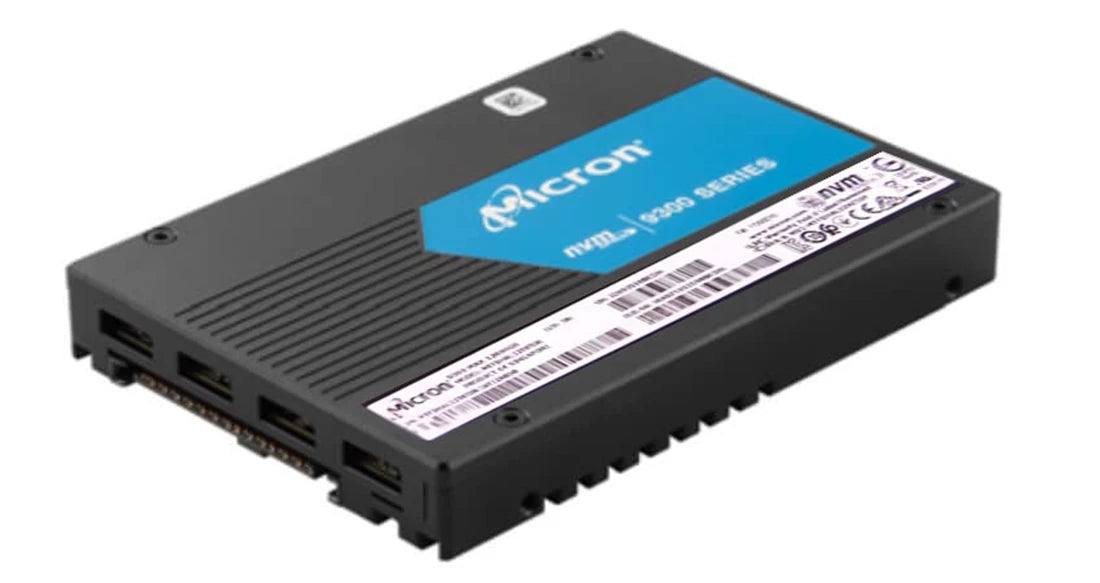 Micron 9300 MAX MTFDHAL12T8TDR-1AT1ZABYY SSD 12.8 TB PCIe 3.0 x4 (NVMe) New | USED Main image
