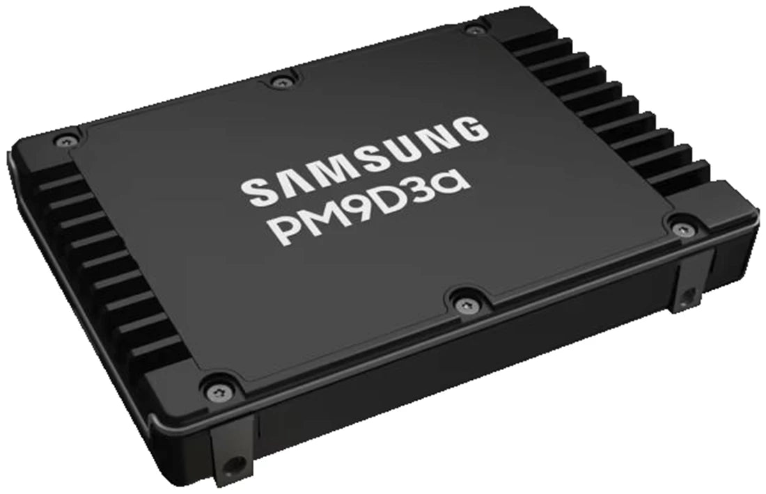 三星 PM9D3a MZWL63T8HFLT 3.84TB PCIe 5.0 x4 2.5 英寸固态硬盘 |用过的
