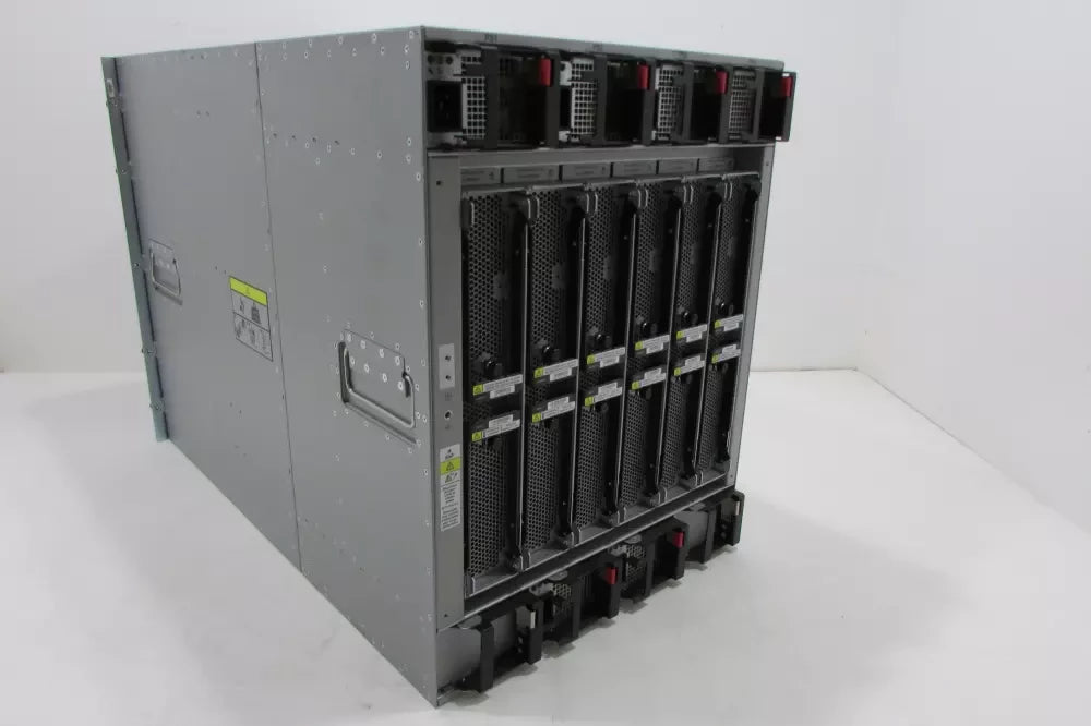 Centre de données Arista DCS-7508R-BND série 7508R <tc>Switch</tc> Châssis de routeur | OCCASION