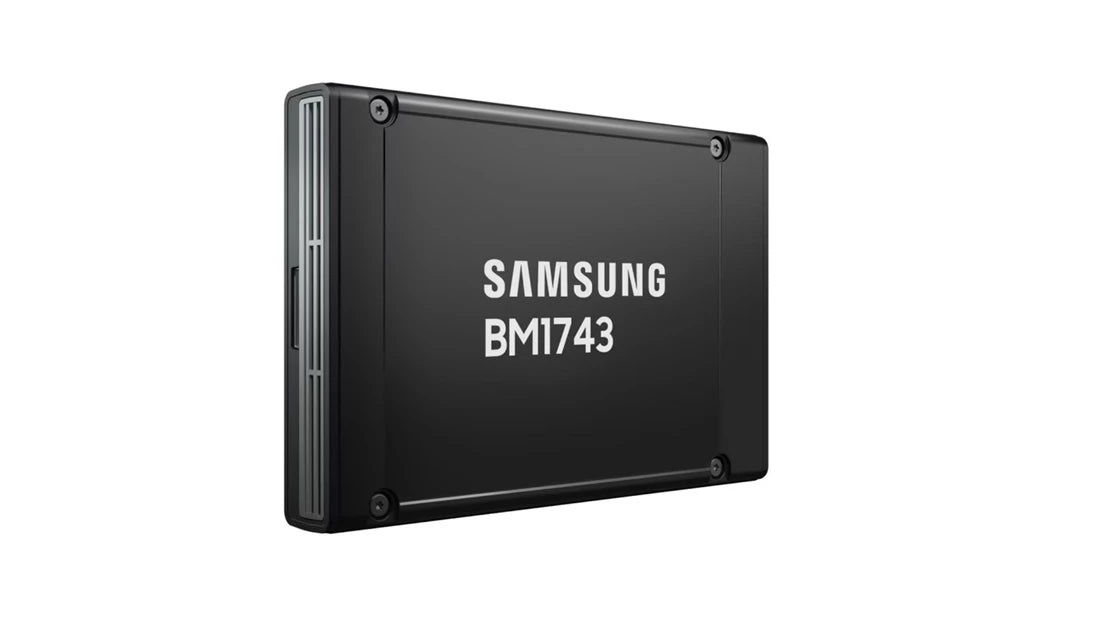 Brand New | Samsung BM1743 MZWMO61THCLF-00AW7 61.44TB 2.5Inch U.2 PCI Express Gen.4 x4 Brand New