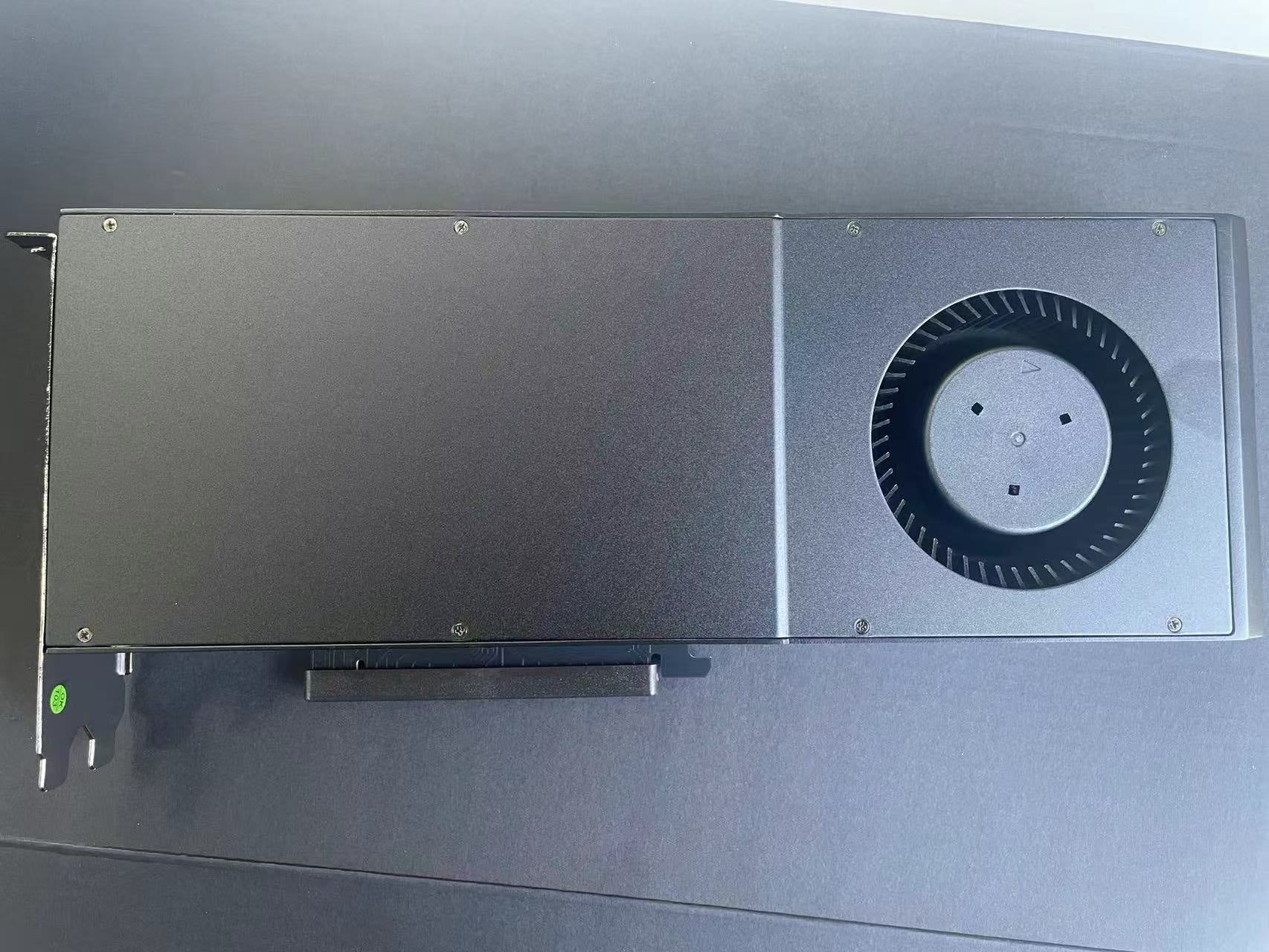 <tc>(Nouveau parallèle) NVIDIA RTX 4090D 48GB GDDR6 Card graphique 384 bits * Édition de soufflerie *</tc>