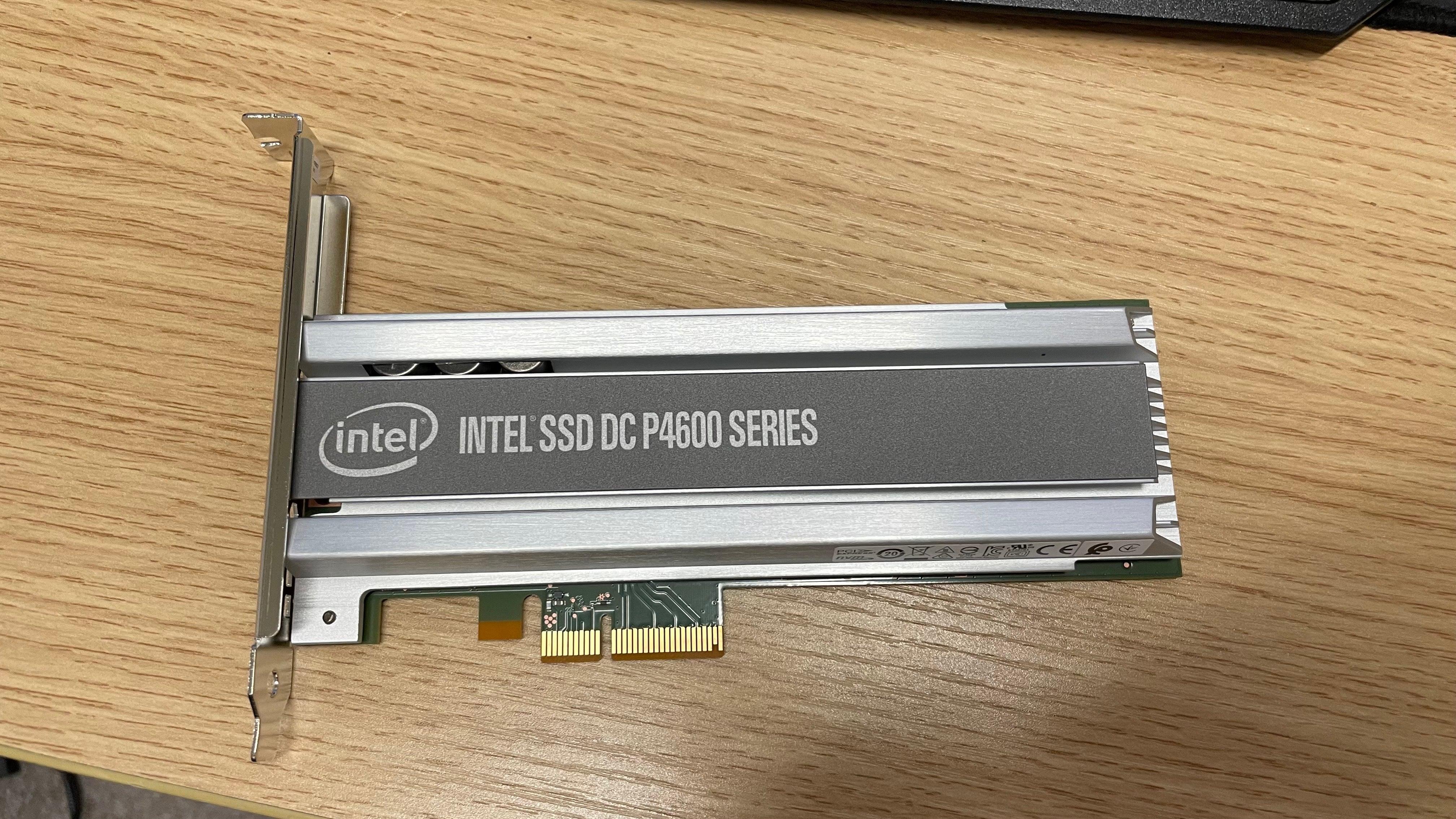 (特價全新) INTEL P4600 Enterprise Class SSD 2TB SSD Drive 100% NEW - C2 Computer