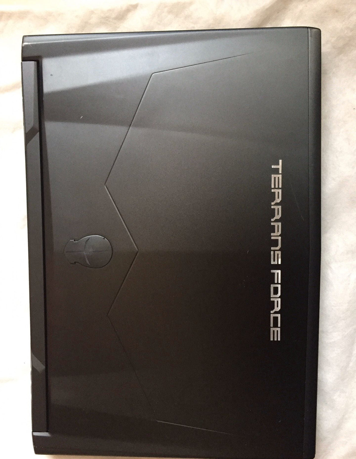 (USED) TERRANS FORCE S6 I5-8400HQ 4G NA 500G GTX 1060 6G 15.5" 1920x1080 Gaming Laptop 95% - C2 Computer