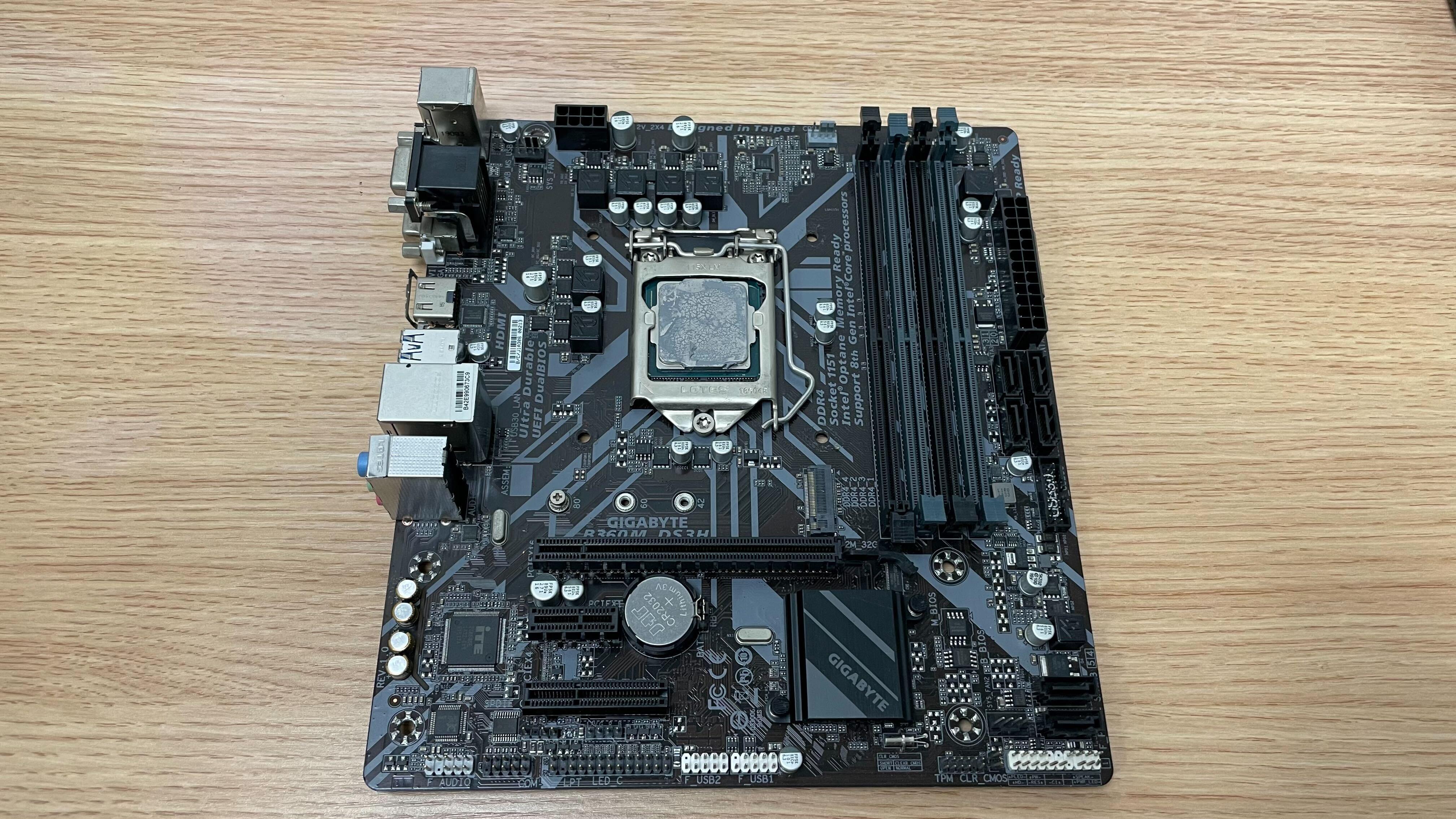 (特價一套) GIGABYTE B360M DS3H mATX Mainboard w/ Intel i5-8500 90% NEW - C2 Computer Main image