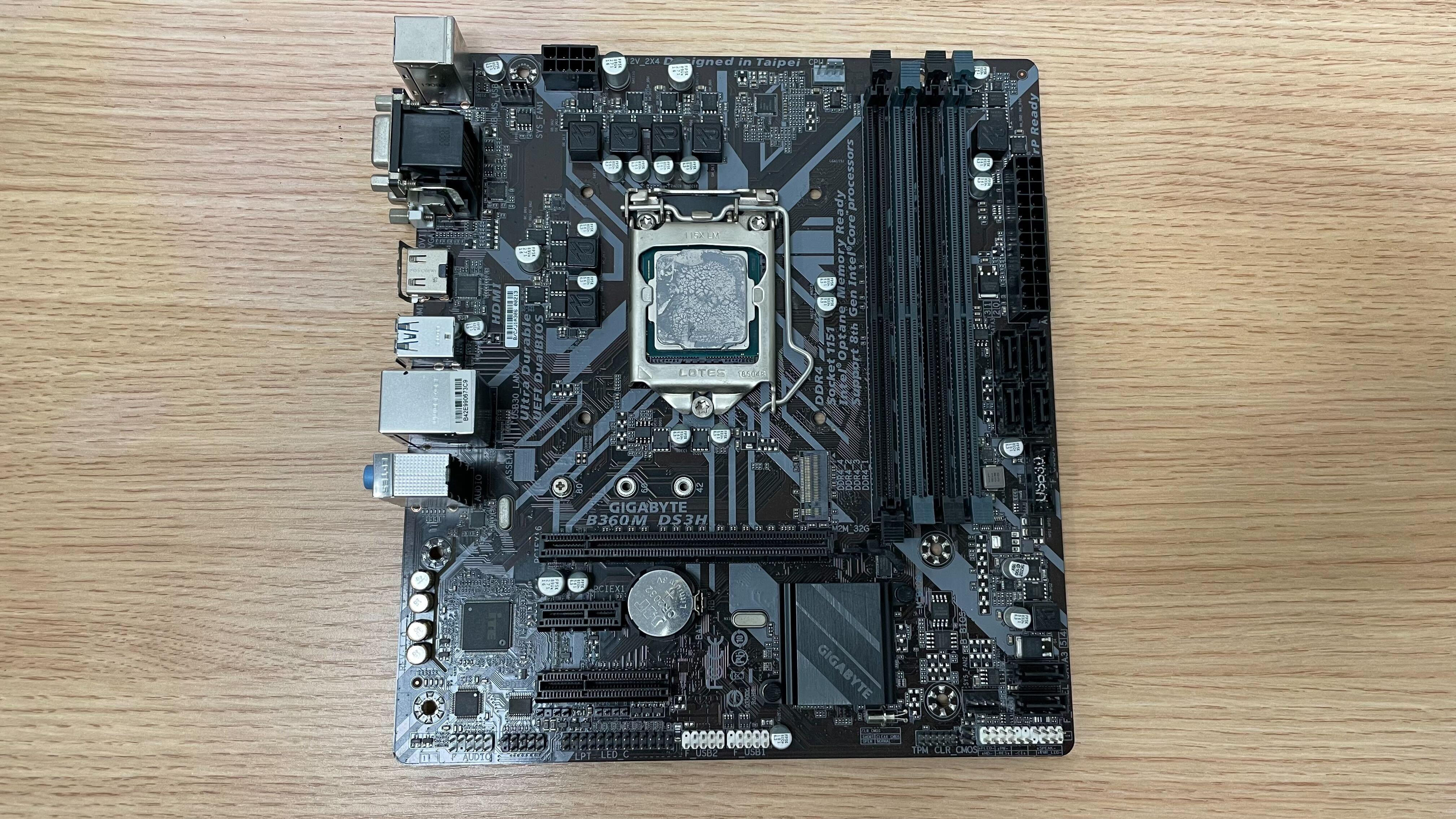 (特價一套) GIGABYTE B360M DS3H mATX Mainboard w/ Intel i5-8500 90% NEW Secondary image