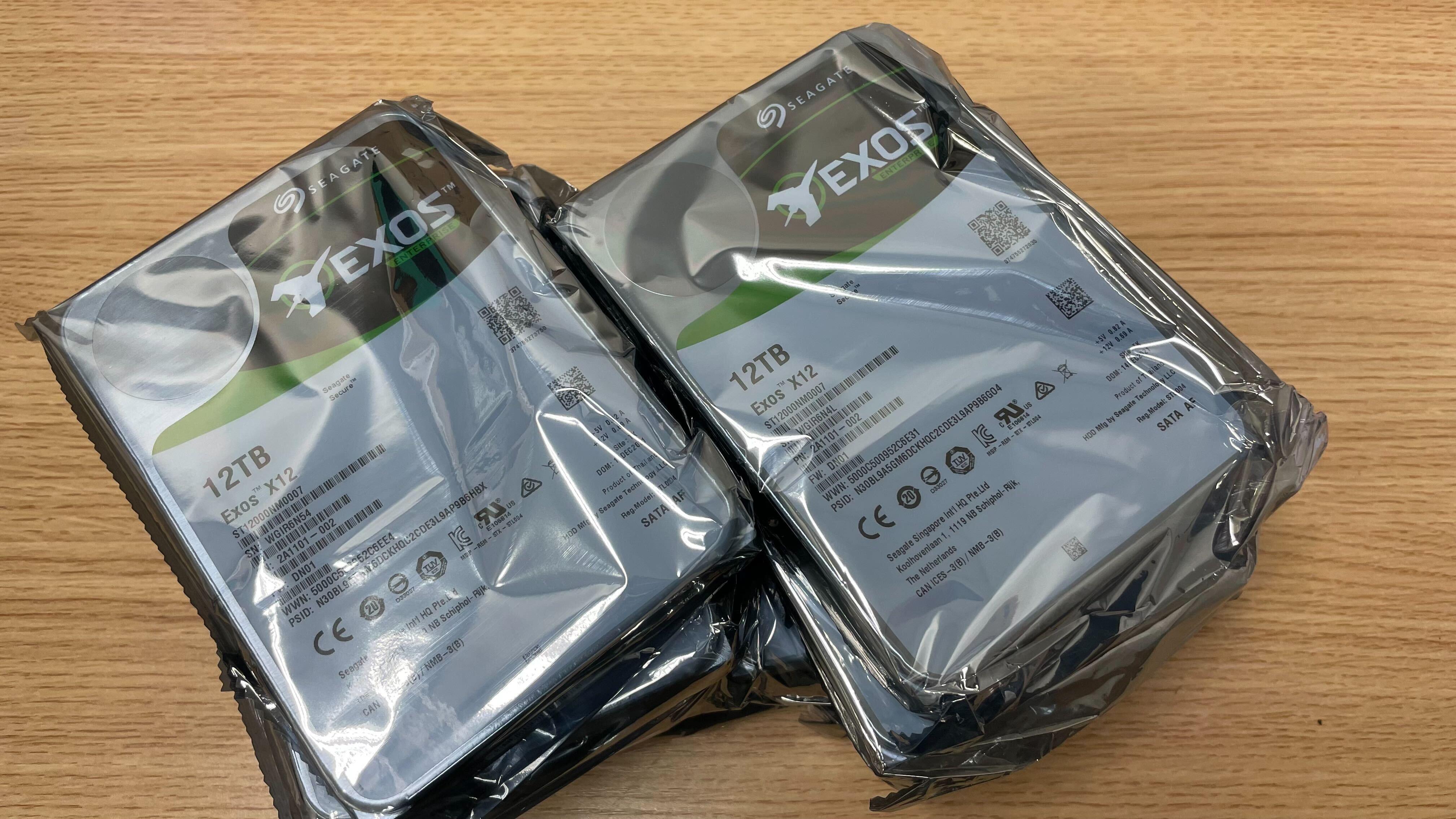(特價大量) SEAGATE EXOS X12 ST12000NM0007 SATA 6Gbps 12TB HDD 100% NEW - C2 Computer Image principale