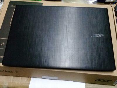 (UTILISÉ) ACER Aspire E5-575g i5-7200U 4G NA 500G GT 940MX 2G 15.6 pouces 1920x1080 ordinateur portable de jeu d'entrée 90% Image secondaire