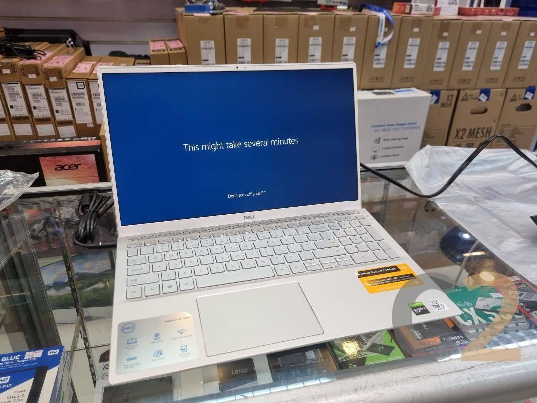 (USED) DELL Inspiron 7501 i5-10300H NA GTX 1650 4GB 15.6inch 1920x1080 Ultrabook 95% - C2 Computer 메인 이미지