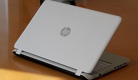 (USED) HP Pavilion 15 i5-6200U 4G NA 500G GT 940 2G 15.6inch 1920x1080 Entry Gaming Laptop 90% - C2 Computer