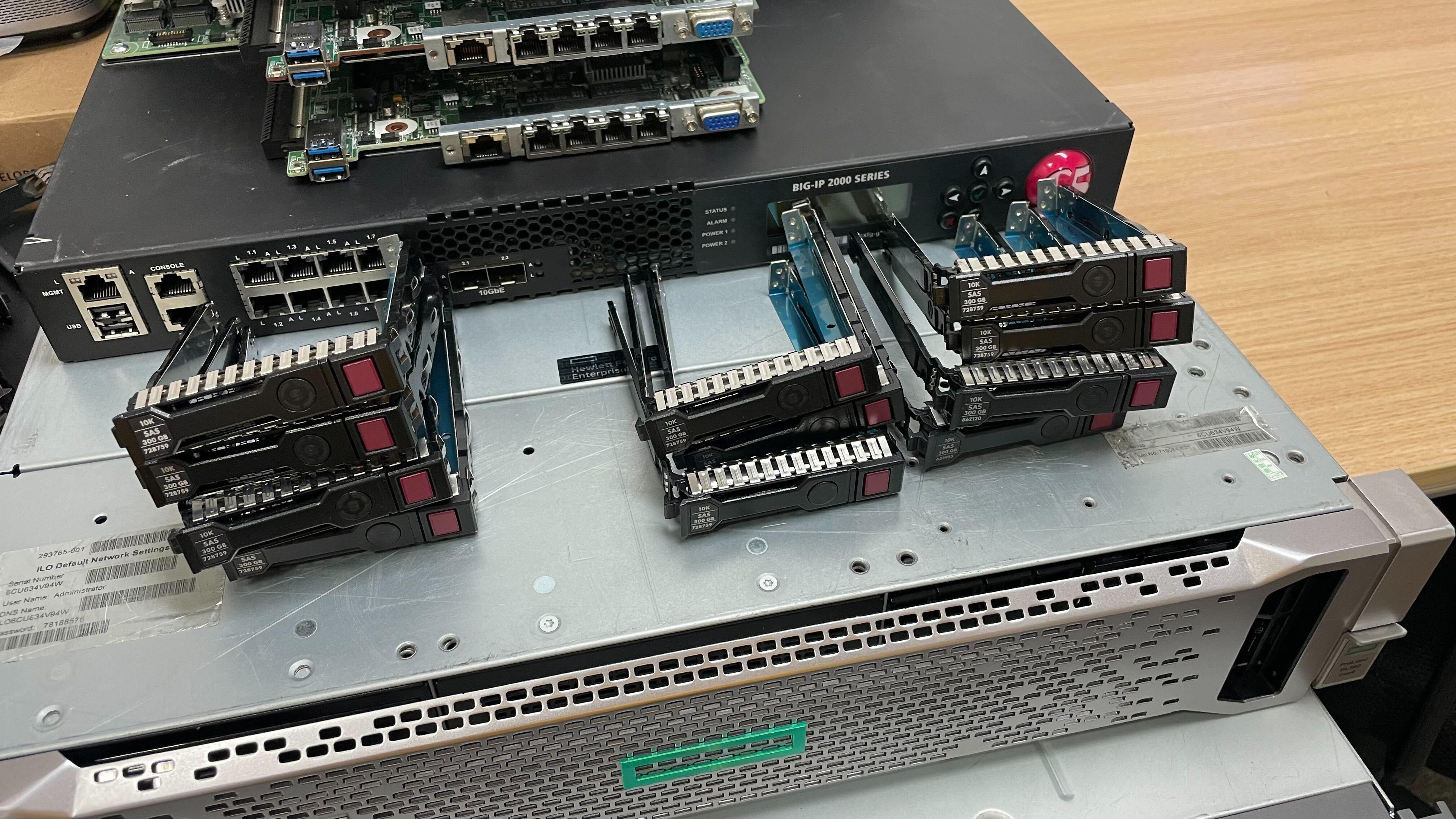 (USED) HPE Proliant DL360 DL380 G9 G10 Hard Disk Tray Caddy 硬碟架 90% NEW 二次画像