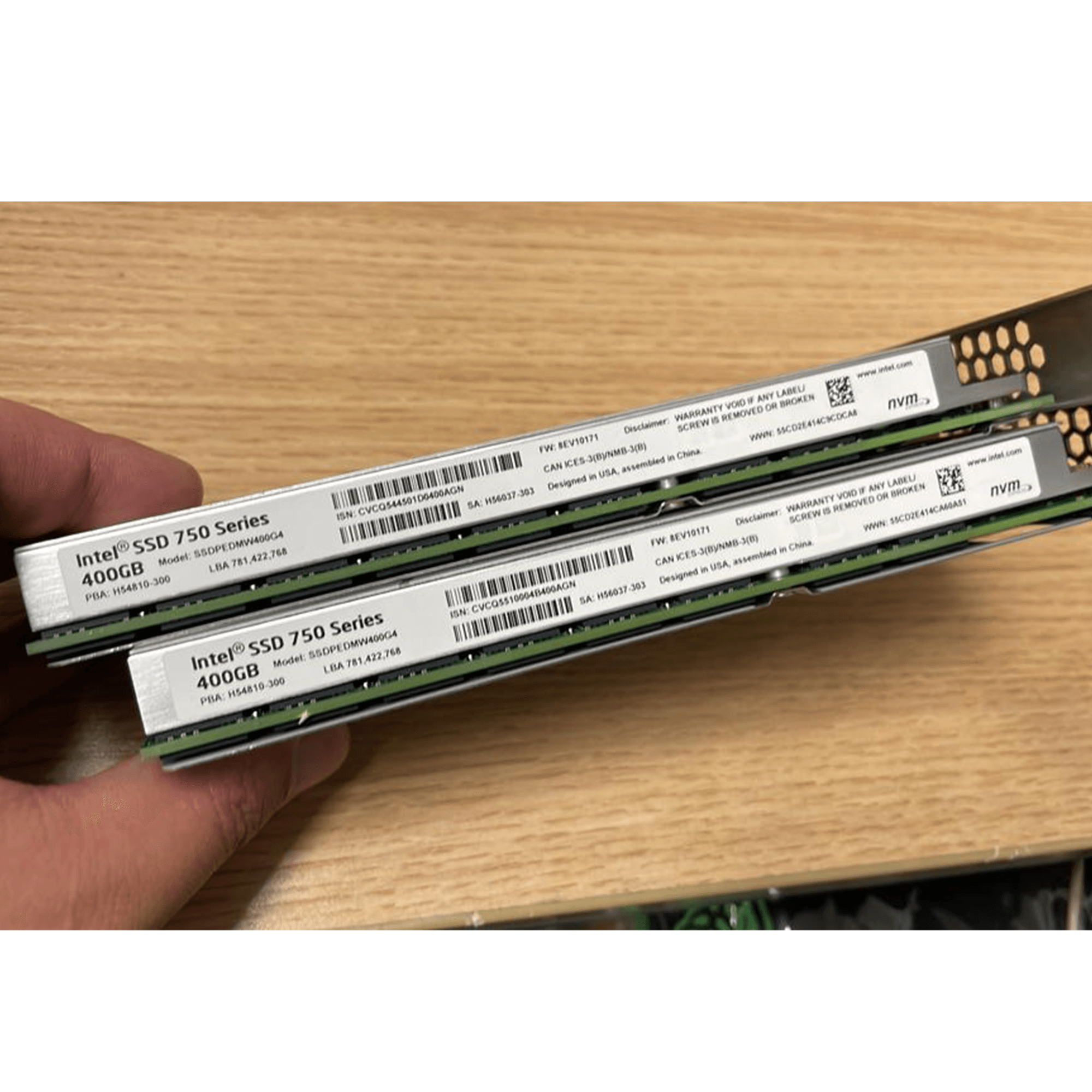 (特價)(USED)INTEL 750 400G PCIE SSD HARD DRIVE 90% NEW - C2 Computer Hình ảnh chính