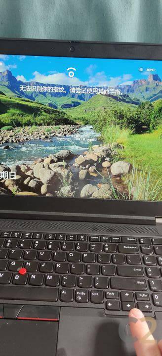 (UTILISÉ) LENOVO ThinkPad T15g G2 i7-1165G7 4G 128-SSD NA GeForce MX450 2GB 15.6 pouces 3840x2160 4K Station de travail mobile 95% Image secondaire