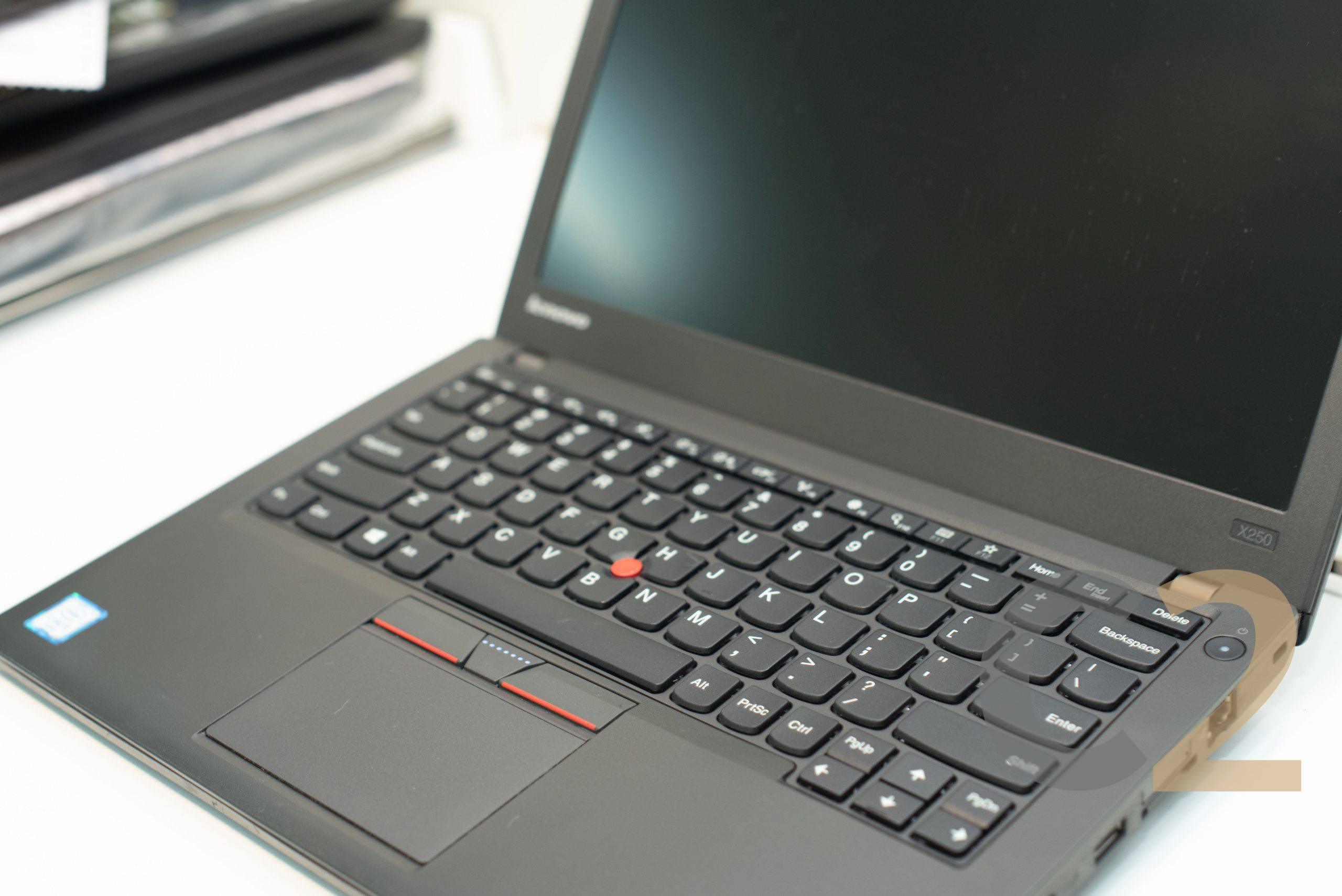 (USED) LENOVO Thinkpad X250 i5-5300U 4G NA 500G HD 5500 12.5inch 1366x768 Business Laptop 90% - C2 Computer