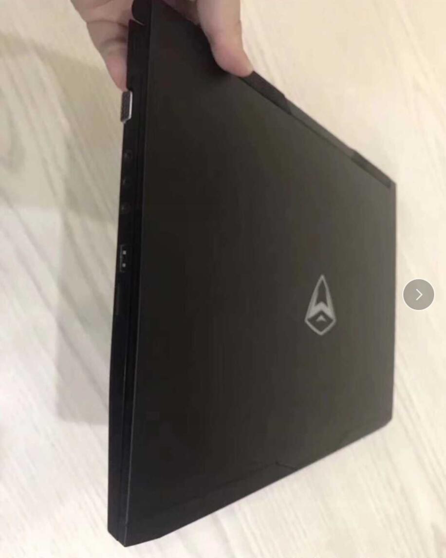 （二手）MACHENIKE F57 i5-6300HQ 4G NA 500G GTX 950M 2G 15.6英寸 1920×1080 游戏笔记本电脑 90% 次要图像