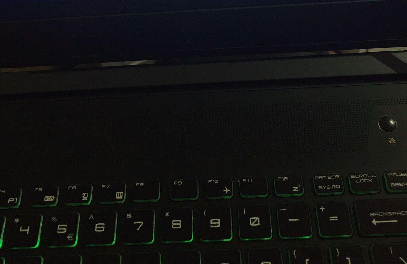 (USED) TERRANS FORCE S6 I5-8400HQ 4G NA 500G GTX 1060 6G 15.5inch 1920x1080 Gaming Laptop 95% - C2 Computer